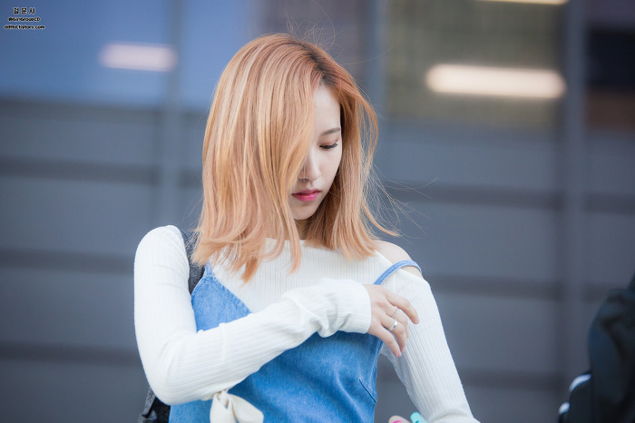 트와이스 미나 출근길 | 인스티즈