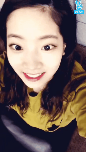 팬들한테 끼부리는 트와이스 다현이 | 인스티즈