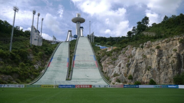 강원 FC와 SC 브라가의 매력적인 스타디움 | 인스티즈