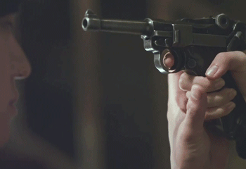 [시카고타자기] 벗을 죽게만든 신율이 죽음을 맞이하는 법.gif | 인스티즈