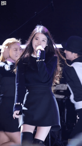 2016년 첫 아이유.gif | 인스티즈