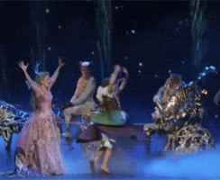 변신하는 의상들.gif | 인스티즈