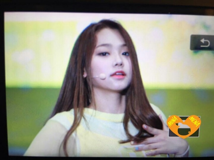 어제자 행사에서 강미나 미모 | 인스티즈