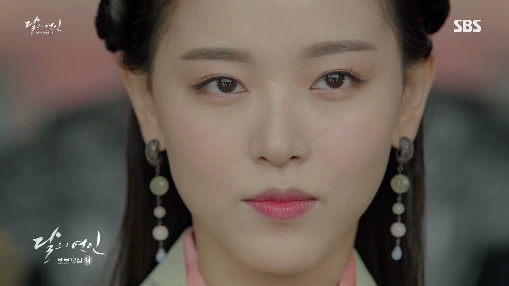 [달의연인] 이준기 아이유 새드라마 스케일.jpgif | 인스티즈