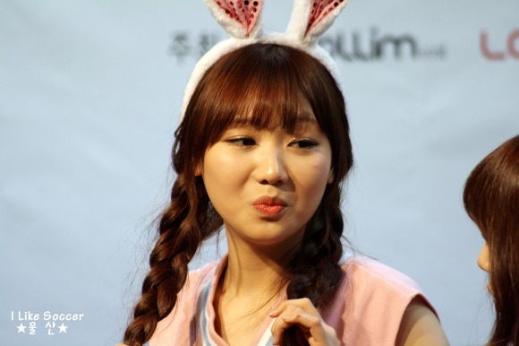 160529 러블리즈 부산 사인회 표정부자 빵떡이 직찍.jpg | 인스티즈