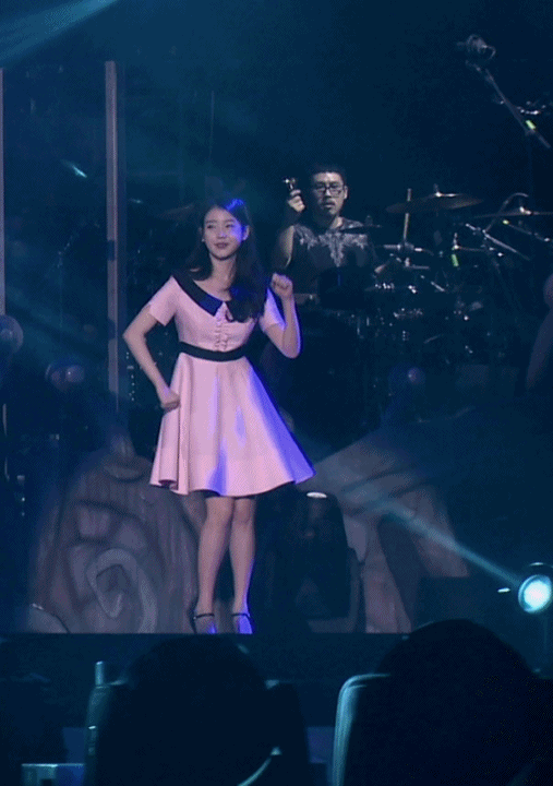 넘나 귀여운 아이유.gif | 인스티즈