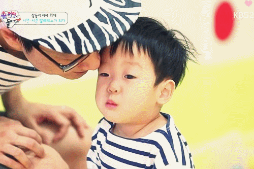 [슈퍼맨이돌아왔다] 급격히 힘내고 있는 서준이 엄마아빠의 유전자 | 인스티즈