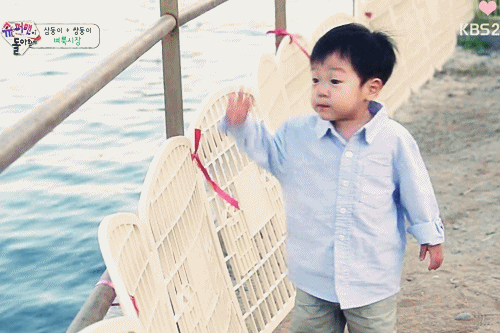 [슈퍼맨이돌아왔다] 급격히 힘내고 있는 서준이 엄마아빠의 유전자 | 인스티즈