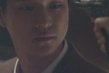 [시카고타자기] 벗을 죽게만든 신율이 죽음을 맞이하는 법.gif | 인스티즈