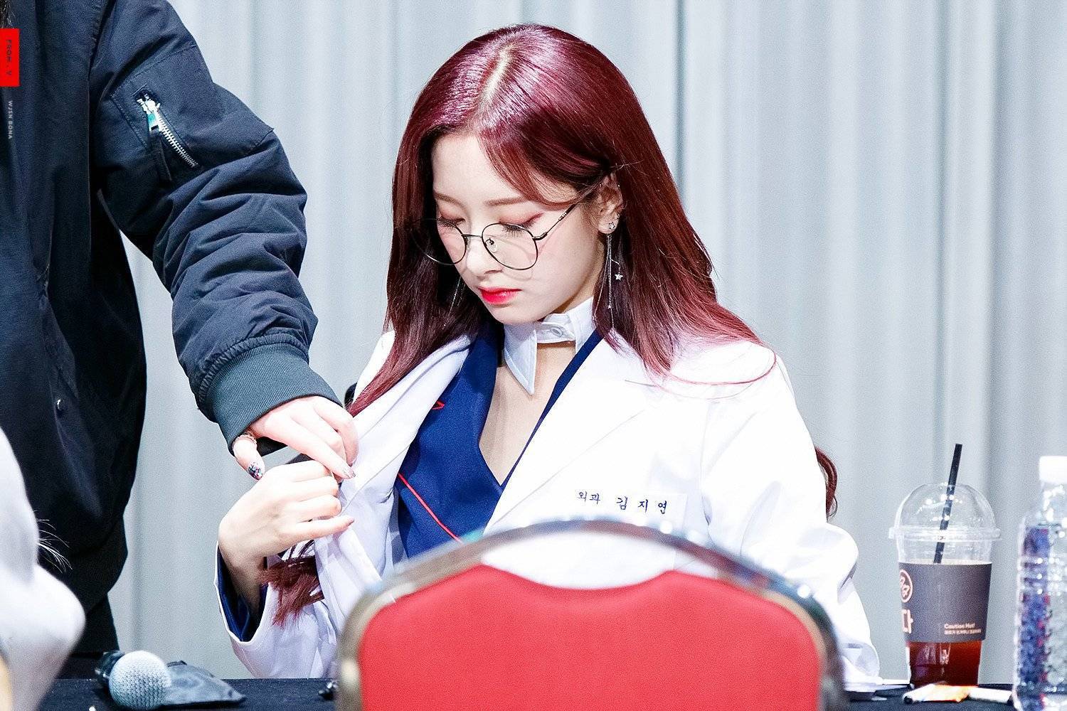 의사선생님이 된 우주소녀 보나.jpg | 인스티즈