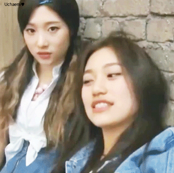 앨범 자켓 찍는 아이오아이 정채연 | 인스티즈