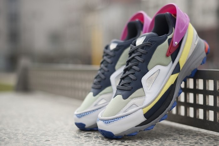 호불호 갈릴수도.. 있는..? 라프 시몬스 신발 | 인스티즈