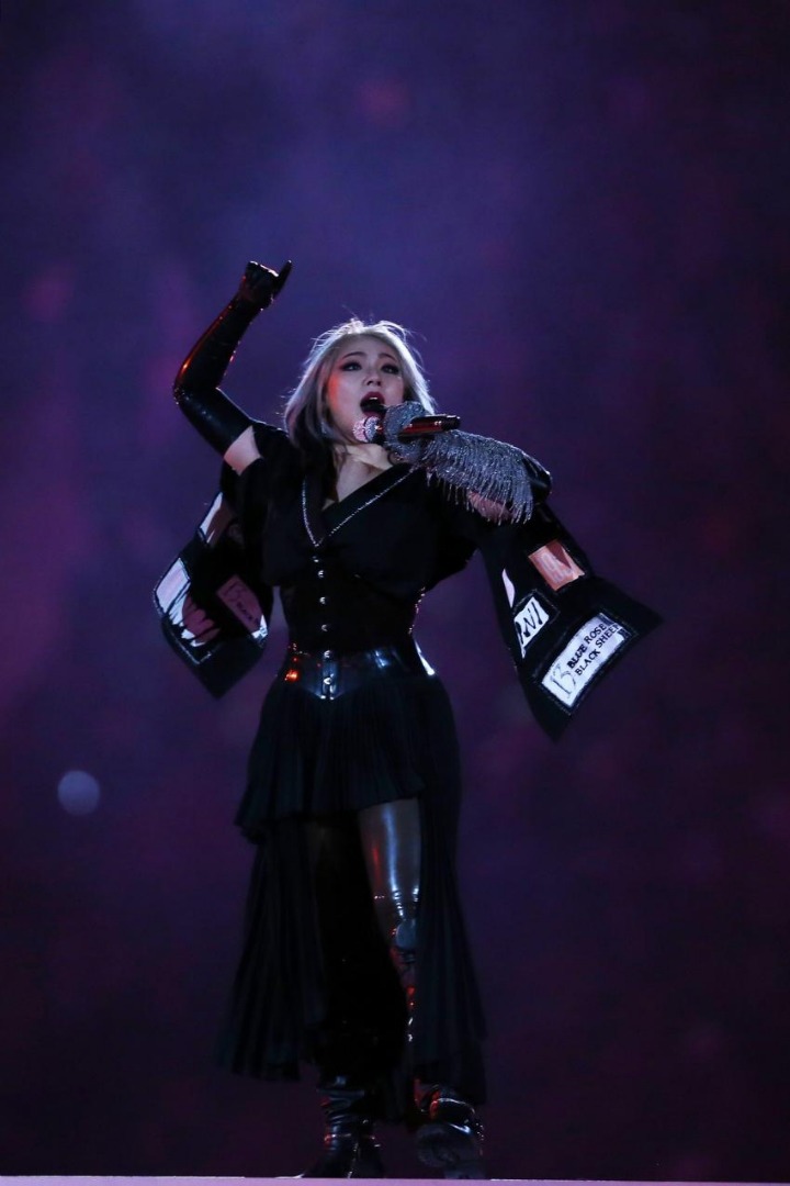 북미에서 나름 반응좋은 씨엘 폐막식 무대 | 인스티즈