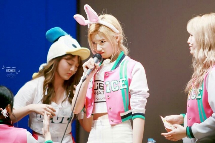 트와이스 사나 | 인스티즈