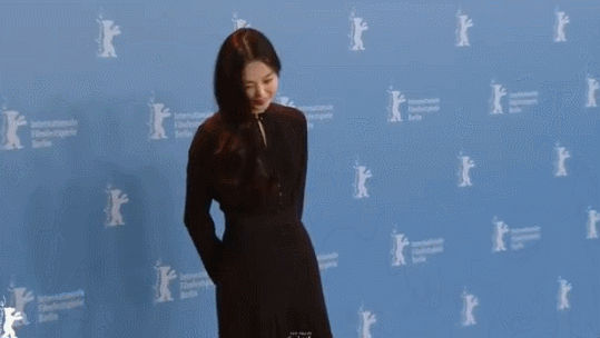 이제 아주 대놓고 세기의 사랑놀이 시전하는 김민희 홍상수.jpg | 인스티즈