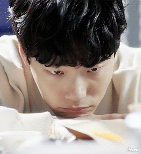 [운빨로맨스] 여주에게 입덕한 연애초보 남주가 현망진창 되가는 과정.jpgif | 인스티즈