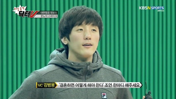 표정이 한결같은 팀주장이 불만.jpg | 인스티즈