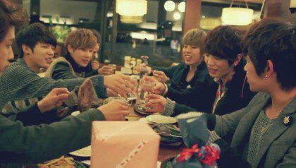 일상이 하는'척'인 가식적인 아이돌 | 인스티즈