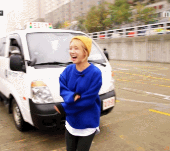 초아 의문의 댄스 대방출.gif | 인스티즈