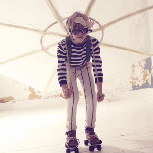 소녀와 아이들을 주로 카메라에 담은 분위기있는 포토그래퍼 . jpg | 인스티즈