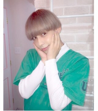 한국이 싫은듯한 일본남자모델 류체루^^(좋게 비춰지는게 싫어서 찌는글) | 인스티즈