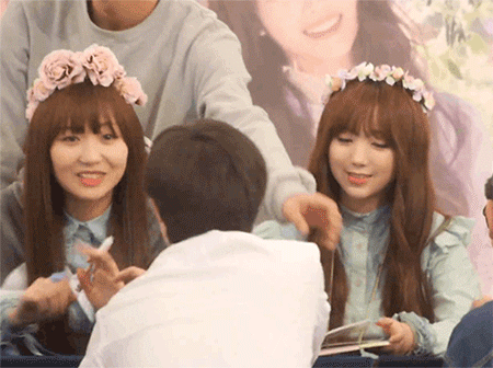 아..ㅋㅋ돈 벌기 힘들다...gif | 인스티즈