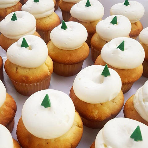 크리스마스 분위기가 나는 컵케이크들.jpg | 인스티즈