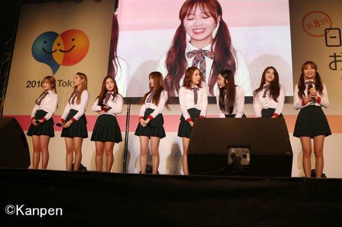 러블리즈의 시선강탈 전문가.jpgif | 인스티즈