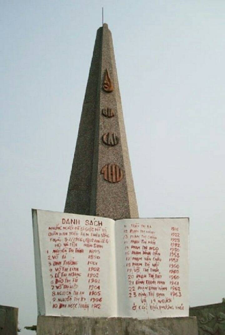 베트남에 세워져 있는 한국군 증오비 | 인스티즈