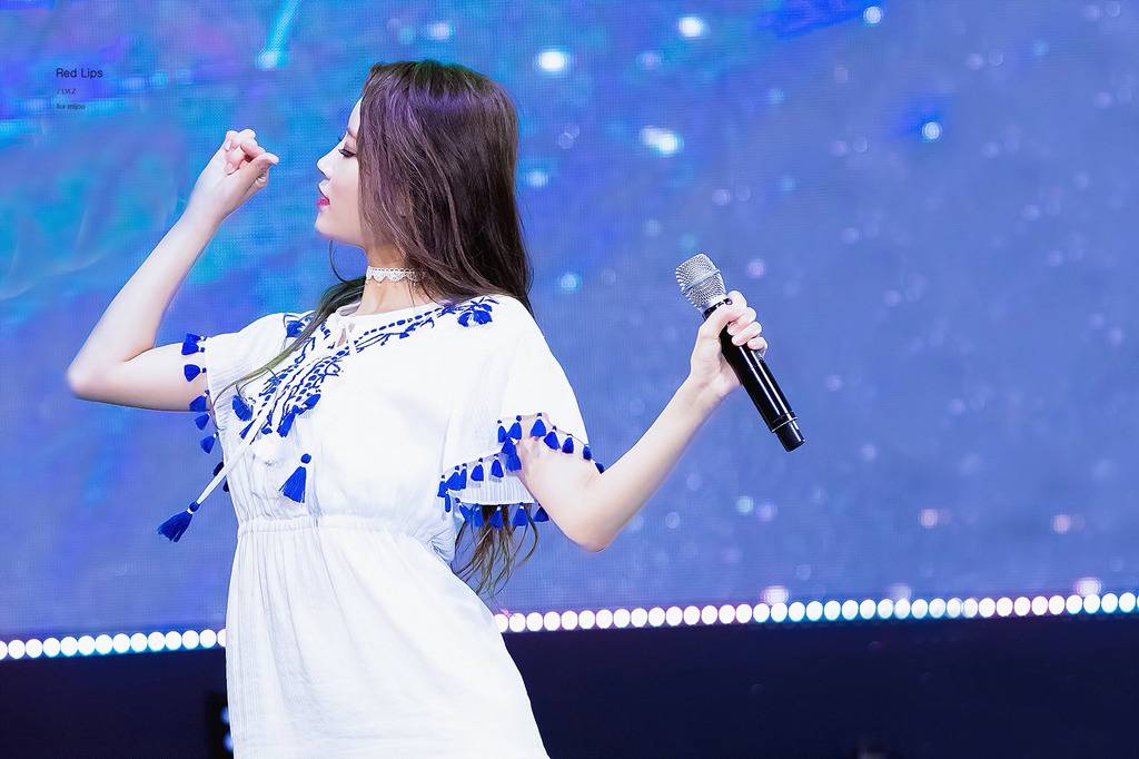 [러블리즈] 심야에 배가고프지만 참아야 할 것 같아서 미주 | 인스티즈