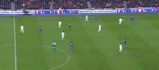 현존 3대 스트라이커 gif | 인스티즈