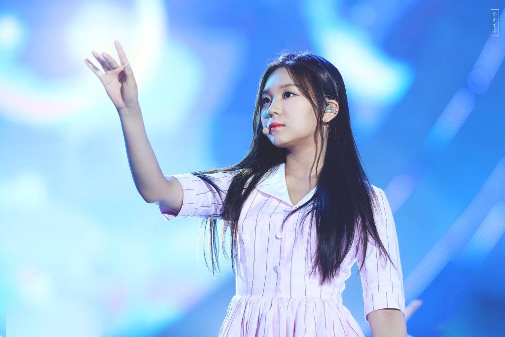 [여자친구] 해리 케인은 확실히 물건인 것 같아서 엄지 | 인스티즈