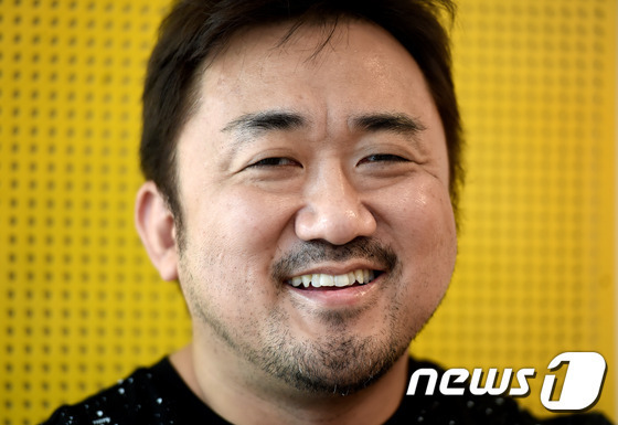 당신이 투자자라면 더 투자하고싶은 영화는?(배우만 보고 결정해야함) | 인스티즈