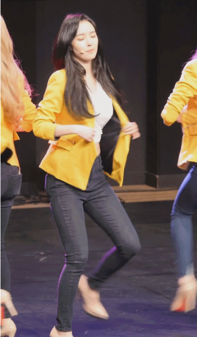 오픈하는 우희.gif | 인스티즈