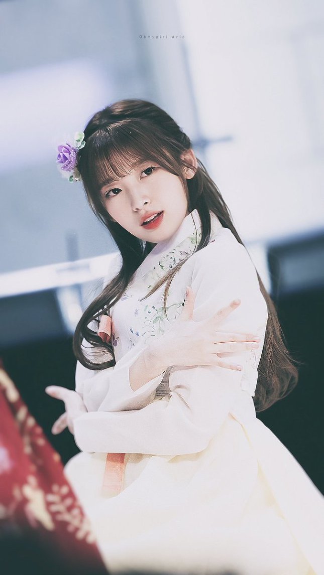 한복입은 아린이 | 인스티즈