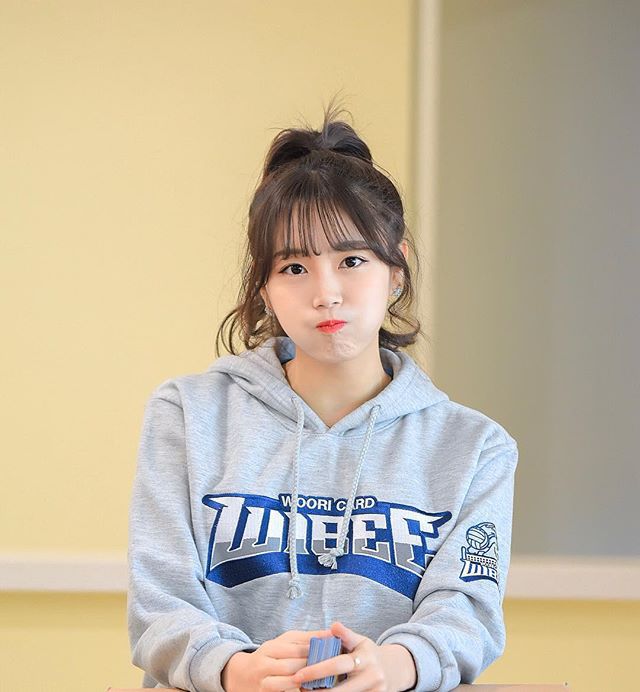 짱예 치어리더 | 인스티즈