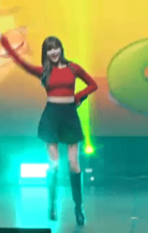 옷 갈아입을때 자기 몸매 감상한다는 오하영.jpgif | 인스티즈