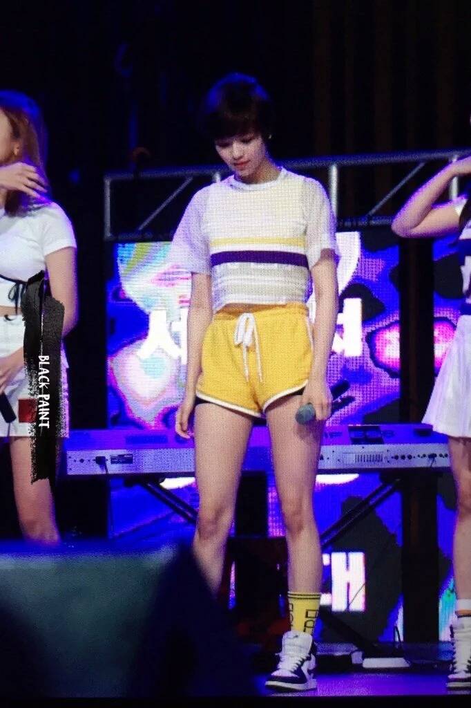 [트와이스] 연예인 중에서도 비율 좋은 편인 정연 | 인스티즈