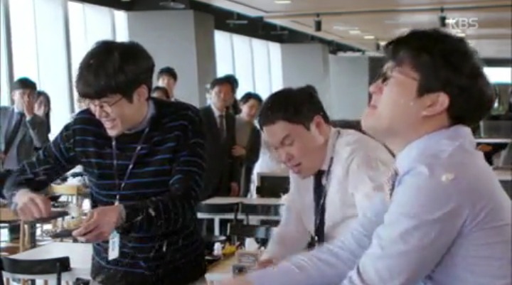 드라마 김과장 회계부 VS경리부 역대급 식당 혈투씬 (대환장) | 인스티즈
