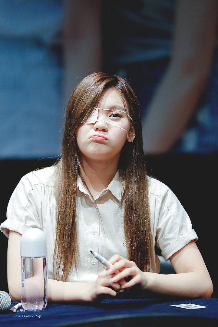 [여자친구] 해리 케인은 확실히 물건인 것 같아서 엄지 | 인스티즈