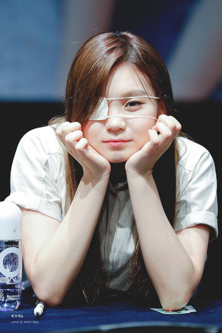 [여자친구] 해리 케인은 확실히 물건인 것 같아서 엄지 | 인스티즈