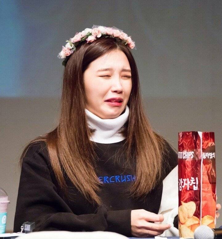 콜라맛 감자칩 선물받은 정은지 | 인스티즈