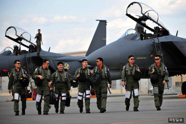 전투기 조종사의 위엄.JPG | 인스티즈