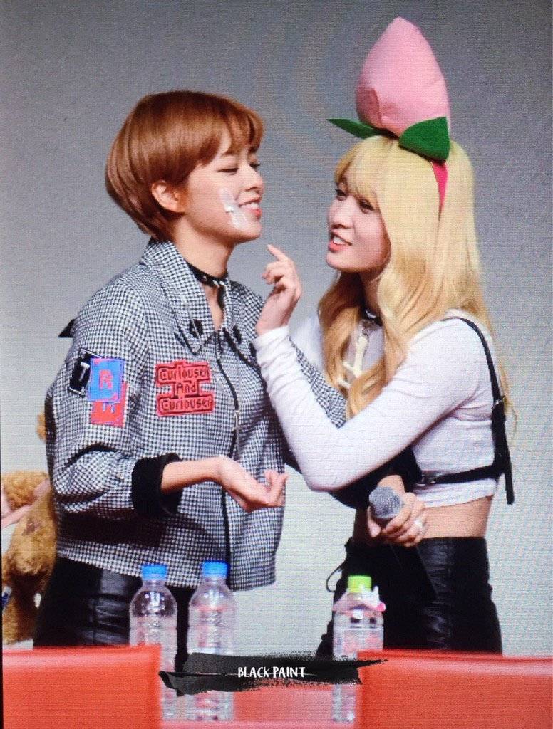 시크하게 생겼는데 하는 짓이 귀여운 트와이스 정연 | 인스티즈