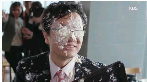 드라마 김과장 회계부 VS경리부 역대급 식당 혈투씬 (대환장) | 인스티즈