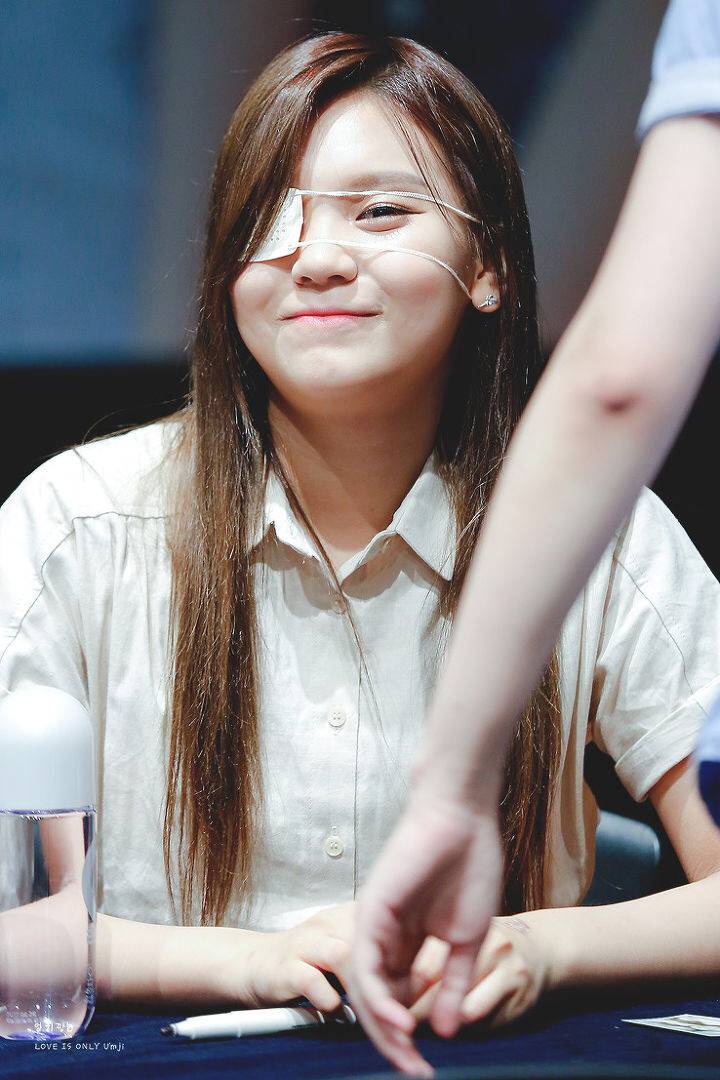 [여자친구] 해리 케인은 확실히 물건인 것 같아서 엄지 | 인스티즈