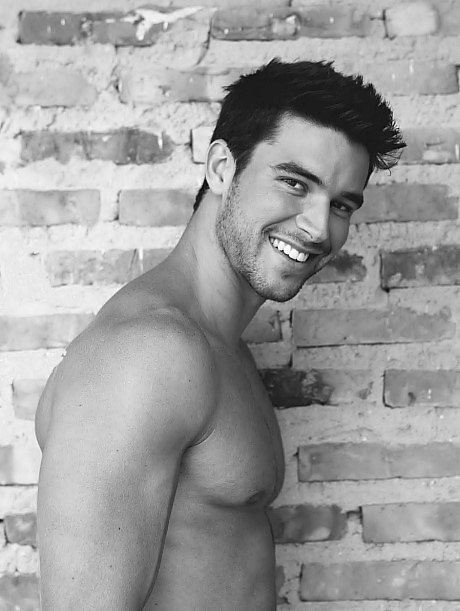 여자들의 취향이 극명하게 갈리는 서양남자 스타일 A vs B | 인스티즈