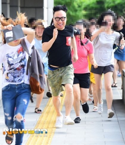 출근할때마다 부산행 영화 촬영하는 연예인.jpg | 인스티즈