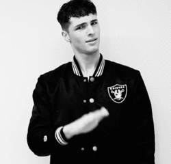 돌체앤가바나 모델들에게 배우는 이탈리안 제스쳐 | 인스티즈