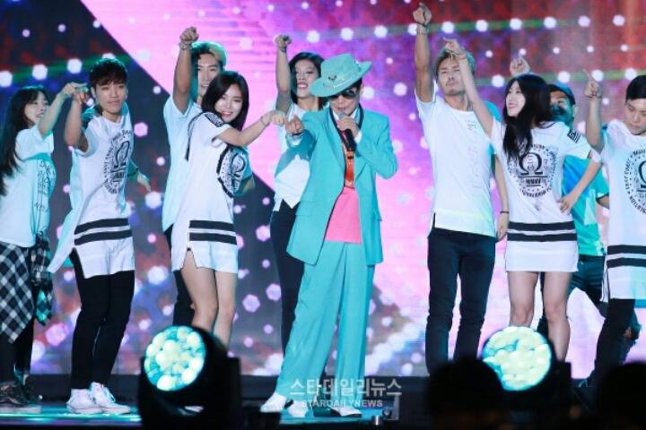 인기가수 지나의 실물 느낌 ㄷㄷ | 인스티즈